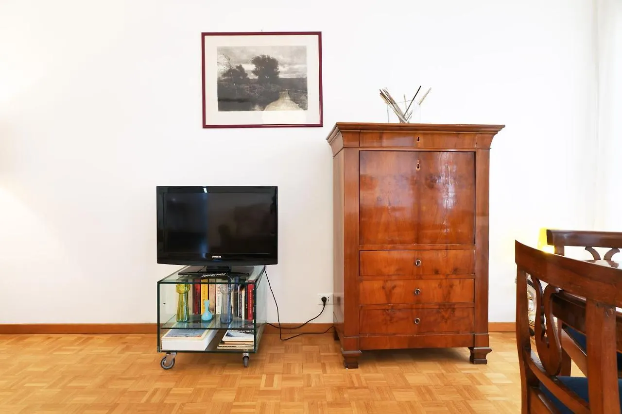 Appartamento Primopiano - Valparaiso Milano