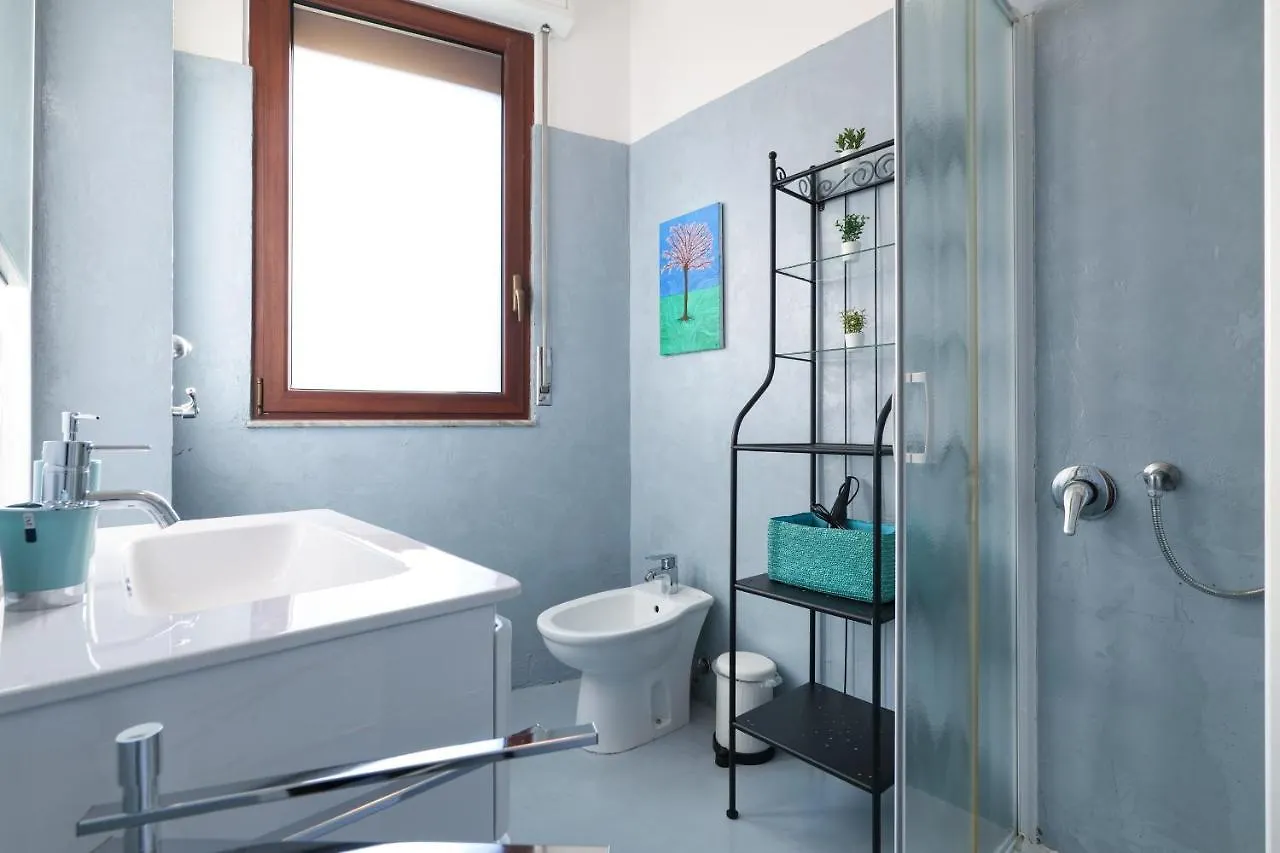 Appartamento Primopiano - Valparaiso Milano Italia